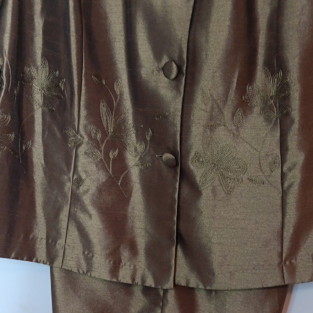 Jessica Howard Chic Gold Satin Pant Suit, Sz. 24 NWT